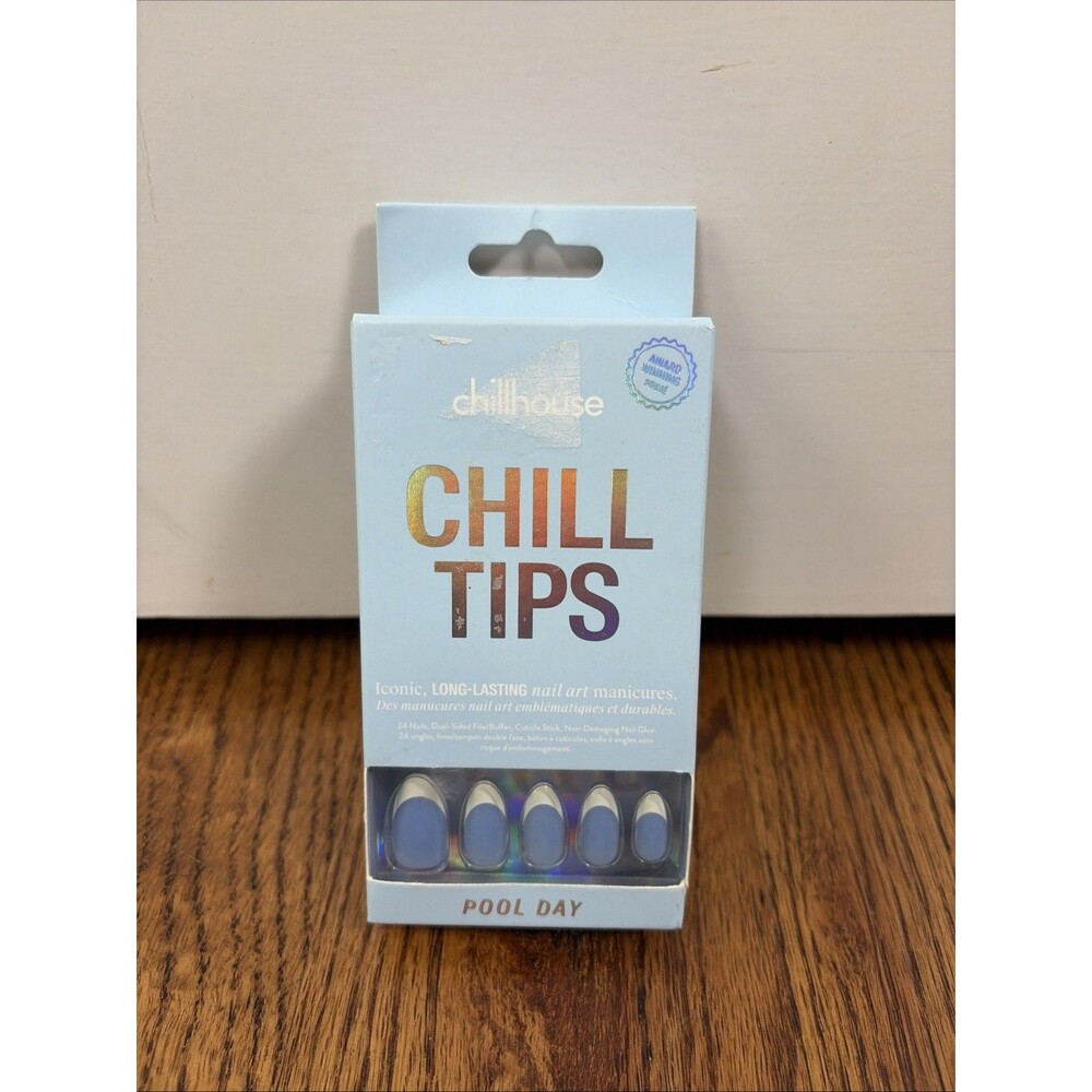 NEW Chillhouse Chill Tips Nail Art Press Ons - Pool Day